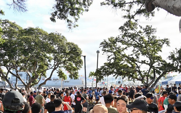 Multinational Service Members participate in RIMPAC 2026 Independence Day 5K