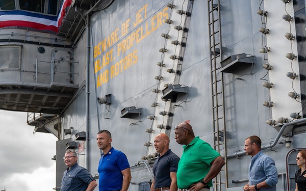 U.S. congressmen visit USS Theodore Roosevelt during RIMPAC