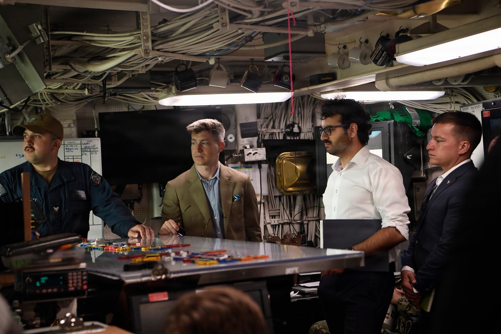 USS Theodore Roosevelt Hosts U.S. Lawmakers and Staff at Pearl Harbor