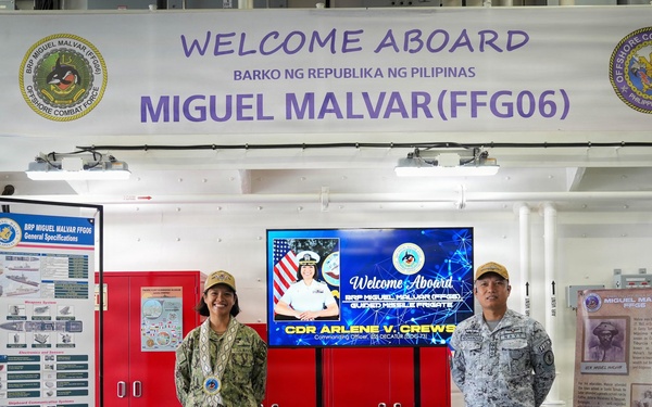 RIMPAC 2026: U.S. Navy, Philippine Navy Commanders Gather Aboard BRP Miguel Malva