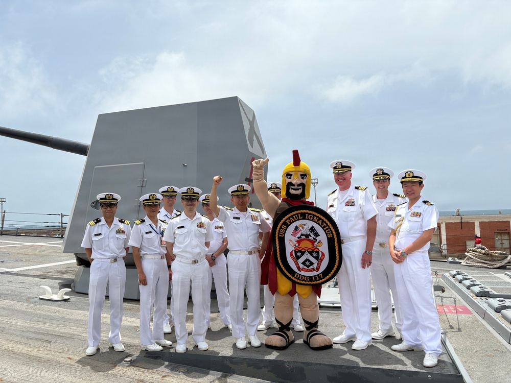 Japan Maritime Self-Defense Force tours USS Paul Ignatius