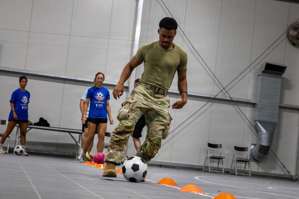 Soldiers attend soccer clinic held by professional players at Pabradė Training Area