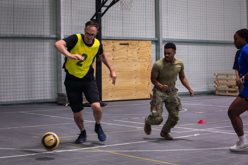Soldiers attend soccer clinic held by professional players at Pabradė Training Area
