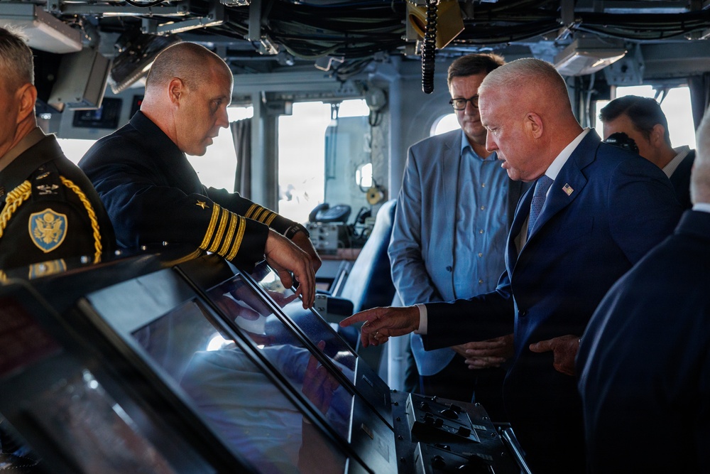 USS Mount Whitney Hosts Key Leader Engagment in Zeebrugge, Belgium