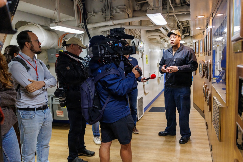 USS Mount Whitney Hosts Key Leader Engagement in Zeebrugge, Belgium