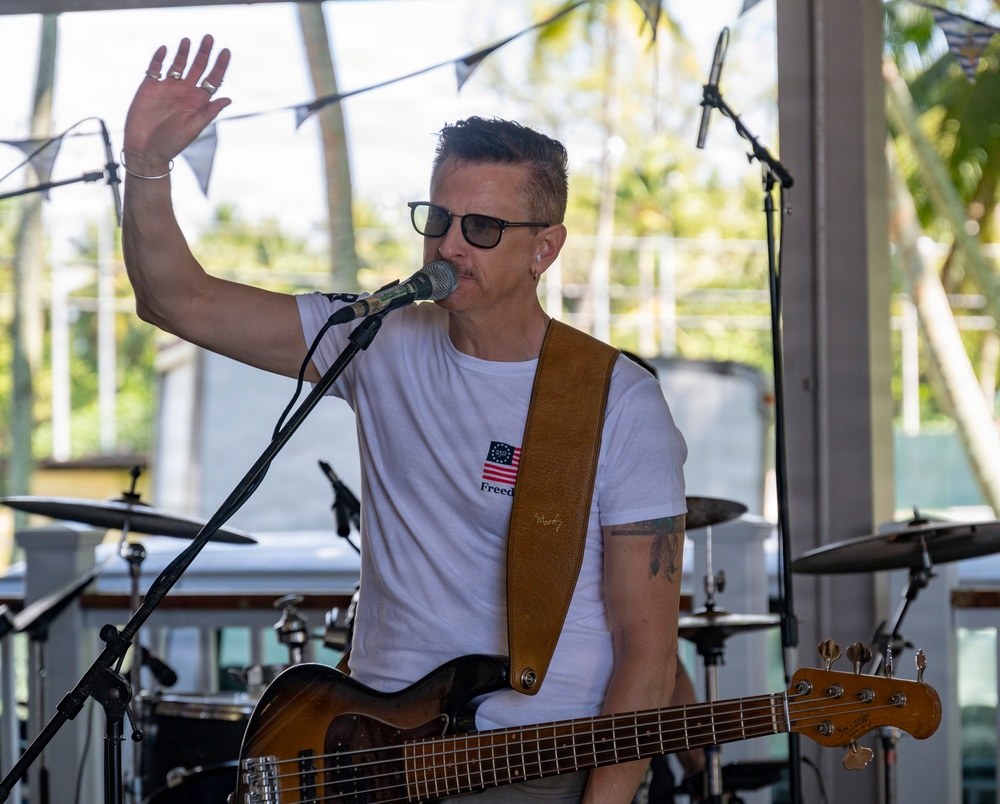 The Pistol Blonde performs for Independence Day