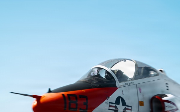 IKE conducts carrier qualifications with CNATRA