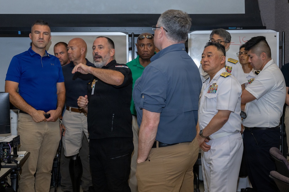 RIMPAC 2026: Distinguished Visitors Receive Combined Operations Briefing