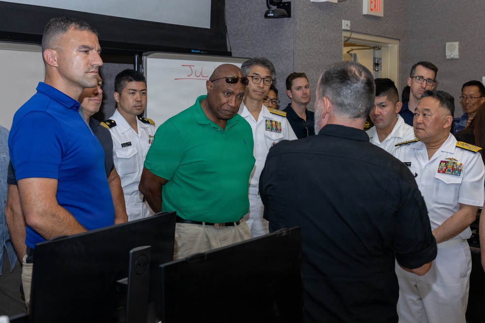 RIMPAC 2026: Distinguished Visitors Receive Combined Operations Briefing