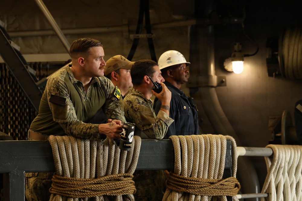 U.S. Sailors monitor a landing craft, utility as it approaches the well deck of the San Antonio-class amphibious transport dock USS Fort Lauderdale (LPD 28), at the port of La Guaira, Venezuela, July 6, 2026.