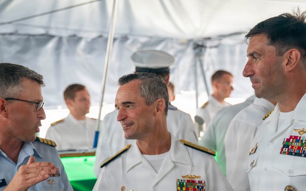 Commander, U.S. 2nd Fleet Attends Standing NATO Maritime Group 1 Reception