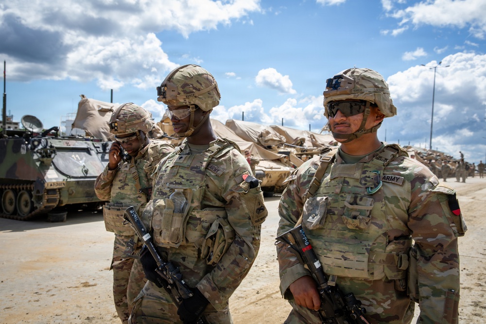 36th Infantry Regiment Soldiers conduct base defense training at NSTA, Bulgaria