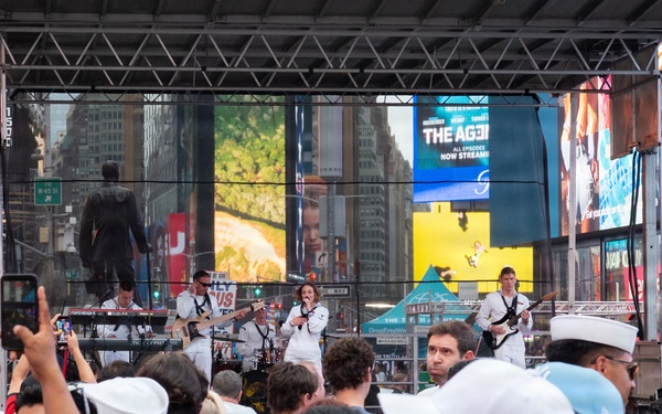 Navy Band Northeast rocks Times Square for INR 250