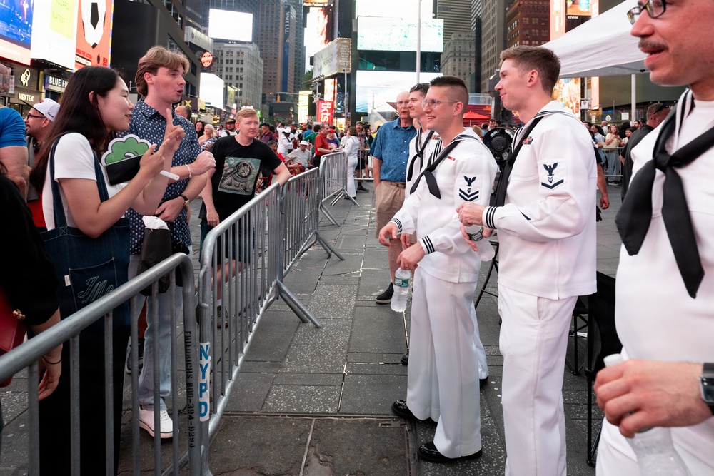 Navy Band Northeast rocks Times Square for INR 250