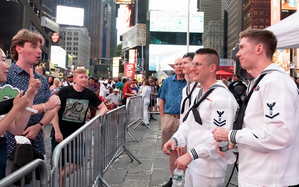 Navy Band Northeast rocks Times Square for INR 250