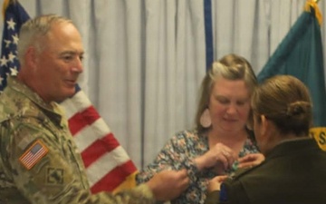 Fort McCoy Senior Commander Presents Civilian Service Commendation Medal