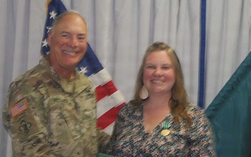Fort McCoy Senior Commander Presents Civilian Service Commendation Medal