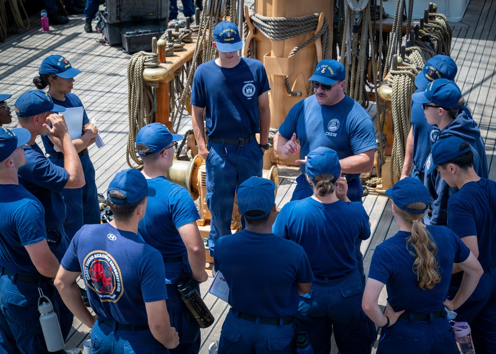 US Coast Guard damage control specialists instruct next generation of leaders