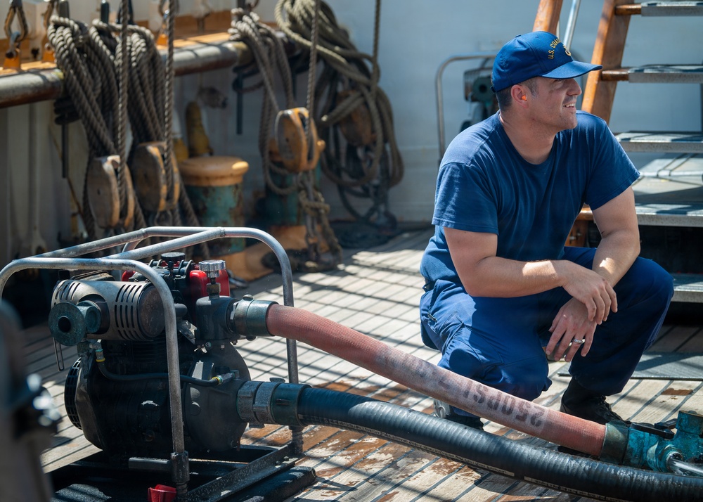 US Coast Guard damage control specialists instruct next generation of leaders