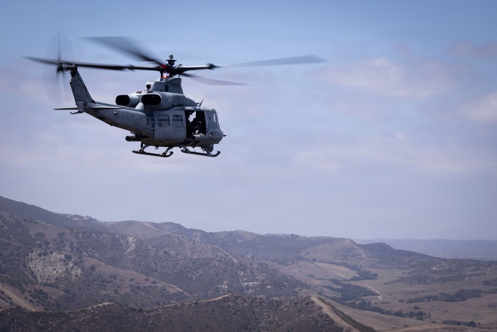 Senator Adam Schiff visits I Marine Expeditionary Force