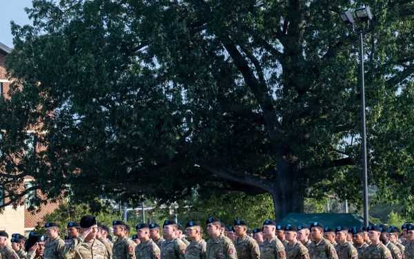 1-222d Aviation Regiment welcomes new commander
