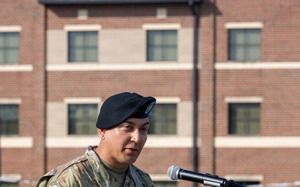 1-222d Aviation Regiment welcomes new commander