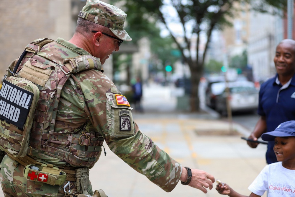Florida National Guardsmen Presence Patrol at Lafeytte Square