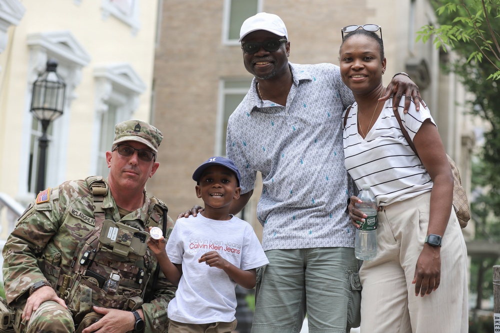 Florida National Guardsmen Presence Patrol at Lafeytte Square