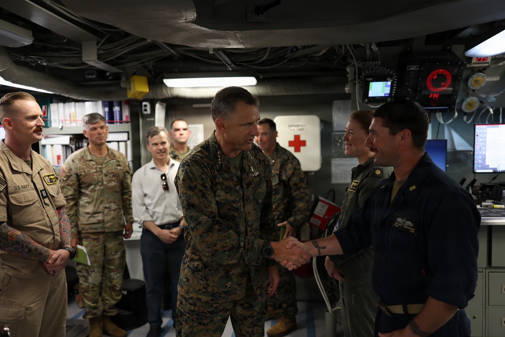 U.S. Marine Corps Gen. Francis L. Donovan, commander of U.S. Southern Command, meets with U.S. Sailors aboard the San Antonio-class amphibious transport dock ship USS Fort Lauderdale (LPD 28) in La Guaira, Venezuela, July 6, 2026.