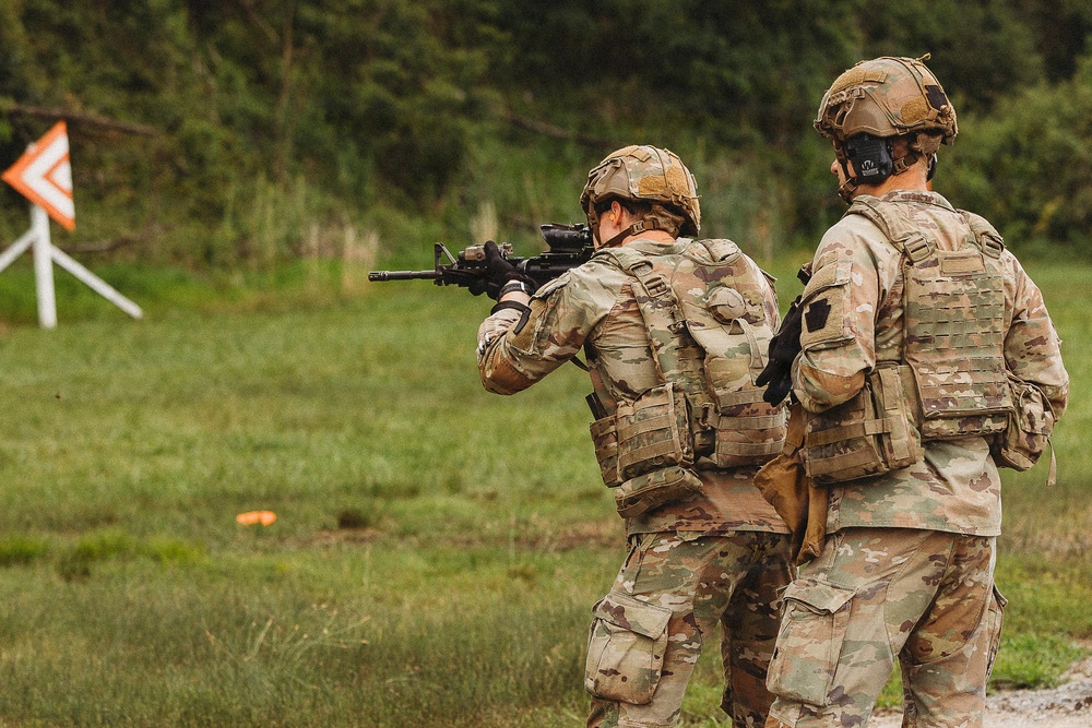 1-112th Infantry urban rifle marksmanship