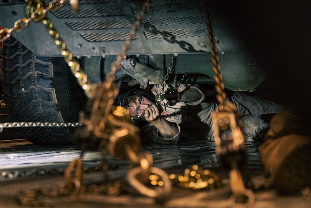 U.S. Marines conduct HIRAIN embarkation drills