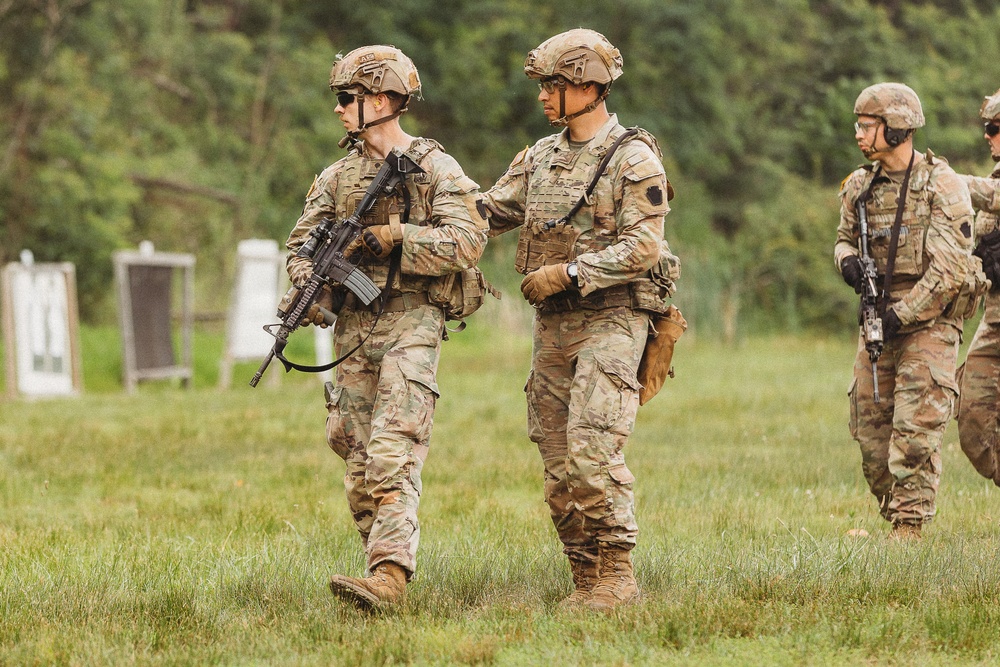 1-112th Infantry urban rifle marksmanship