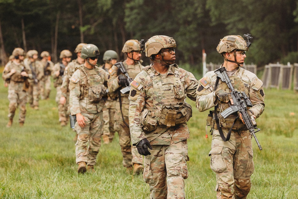 1-112th Infantry urban rifle marksmanship