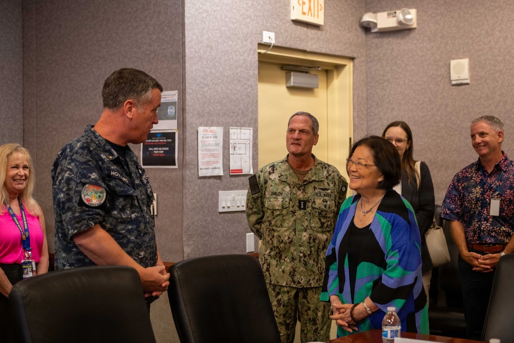 Combined Task Force RIMPAC 26 leadership meets with U.S. senator