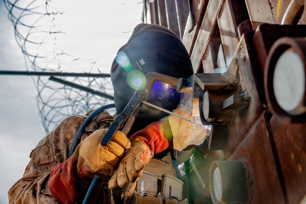 Barrier Maintenance: JTF-SB Marines reinforce locks in Naco