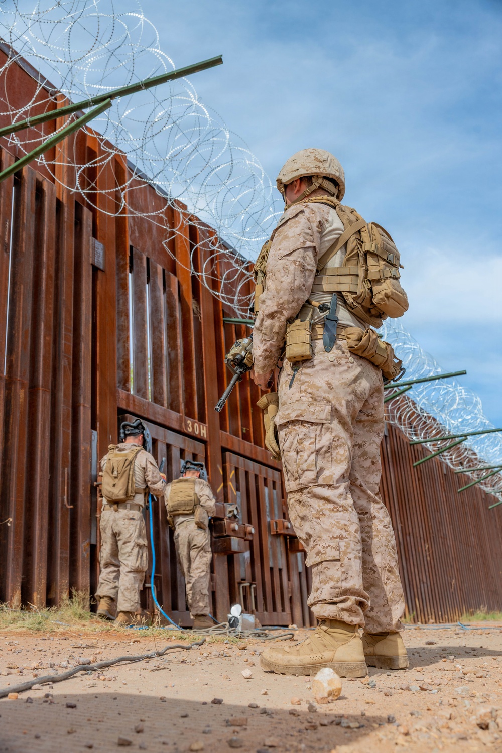 Barrier Maintenance: JTF-SB Marines reinforce locks in Naco