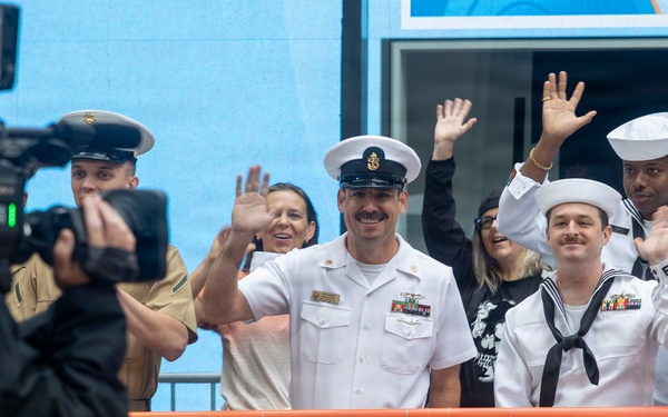 U.S. Sailors and Marines Attend the Today Show
