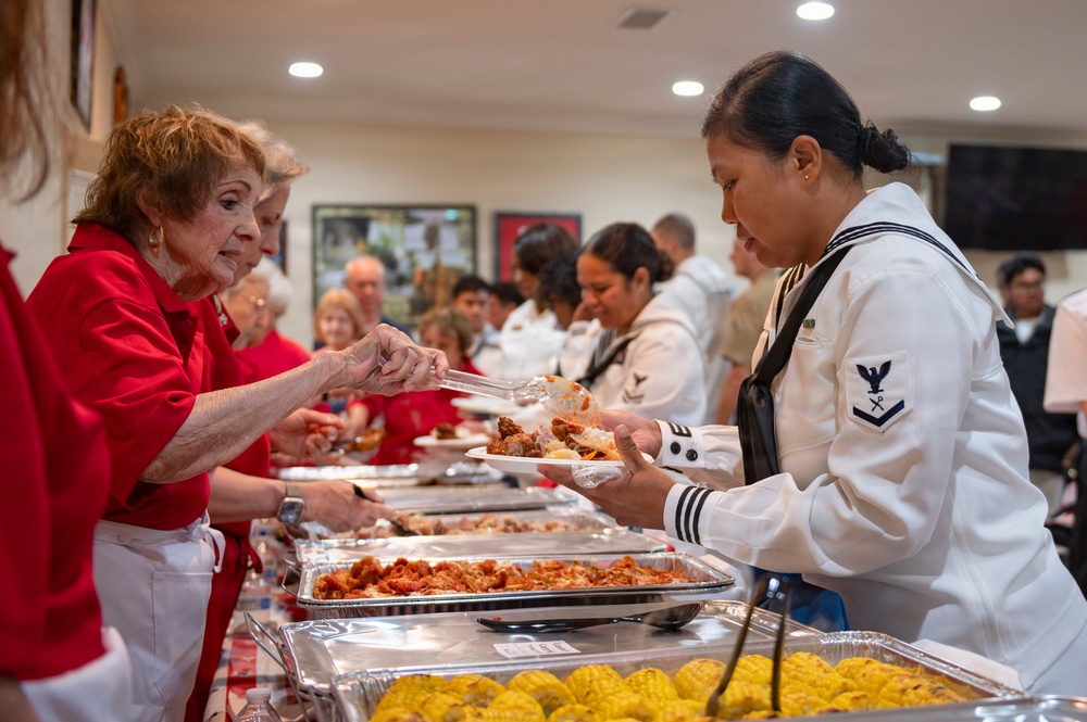 U.S. Sailors and Marines Participate in VFW Community Event