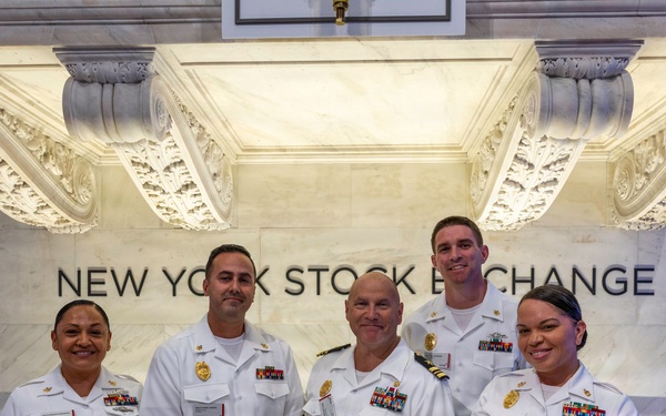 CNO Attends Closing Bell Ceremony at the New York Stock Exchange