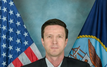 U.S. Navy Identifies Missing Sailor as HSC-5 Commanding Officer