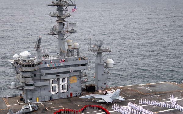 Nimitz Sailors Show Gratitude to New York for Hospitality During INR 250