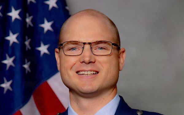 Thomas assumes command of 716th Test Squadron