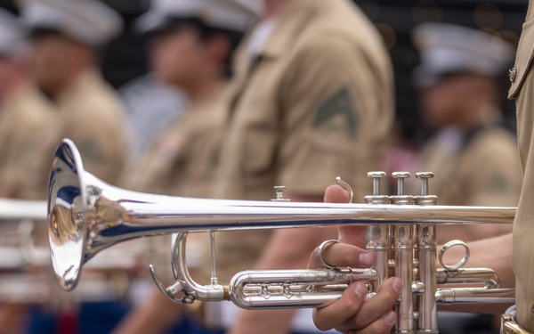 1st MARDIV Band performs in Temecula’s Independence Day Parade