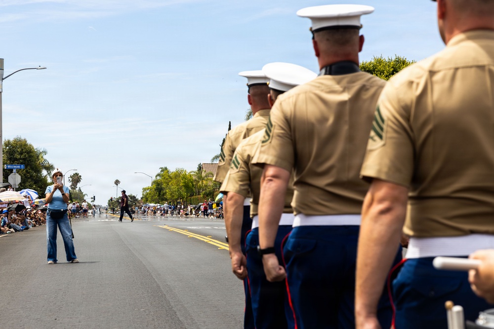 3rd MAW Band marches in Mira Mesa Independence Day Celebration