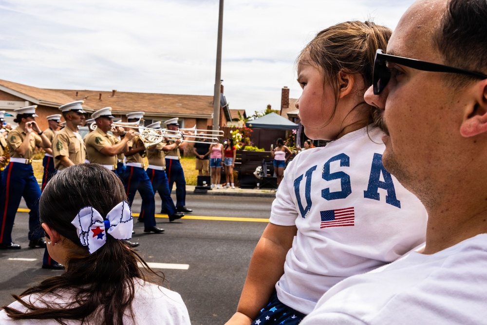 3rd MAW Band marches in Mira Mesa Independence Day Celebration