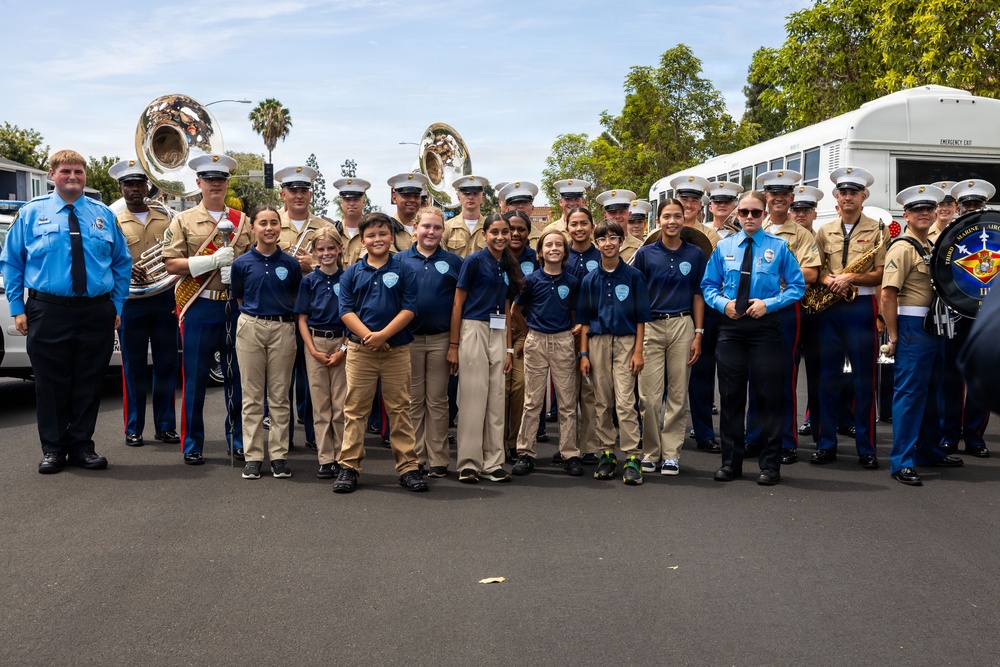 3rd MAW Band marches in Mira Mesa Independence Day Celebration