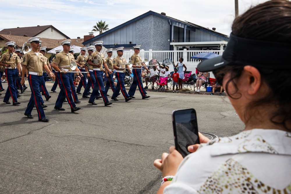3rd MAW Band marches in Mira Mesa Independence Day Celebration