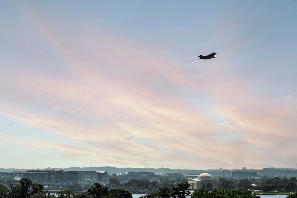 Freedom 250 Flyovers from the Lincoln Memorial