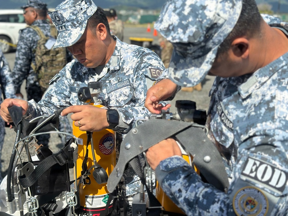 Multinational forces participate in a CBRN response exercise during RIMPAC 2026 HADR training