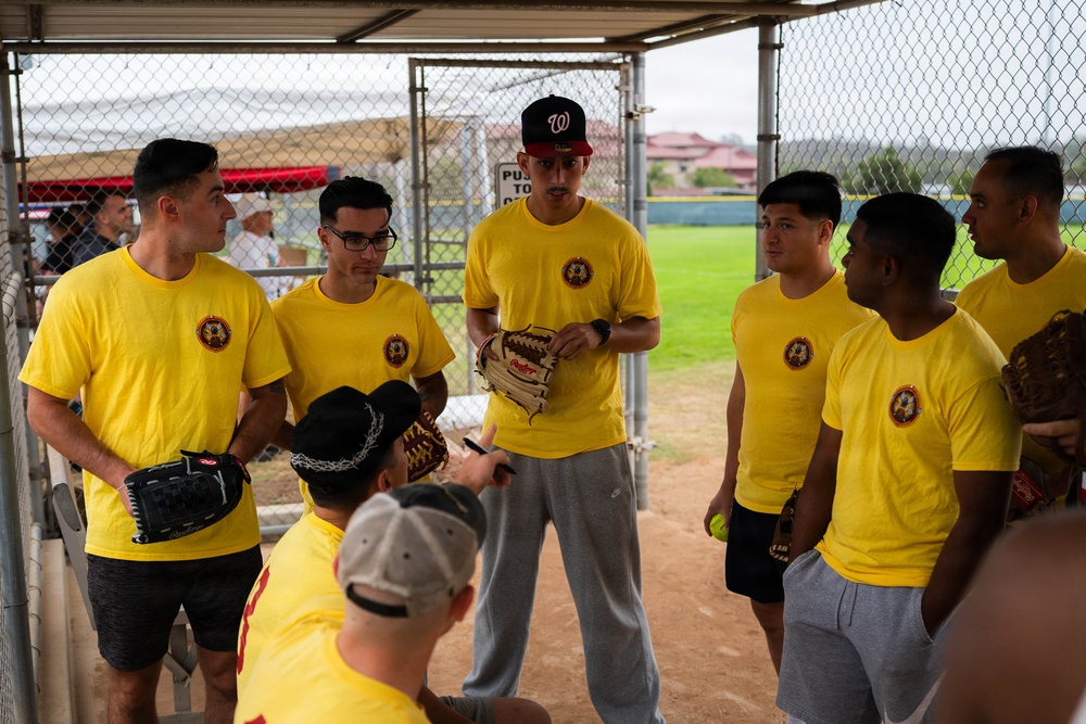 I MIG holds HMMR Series Softball Tournament